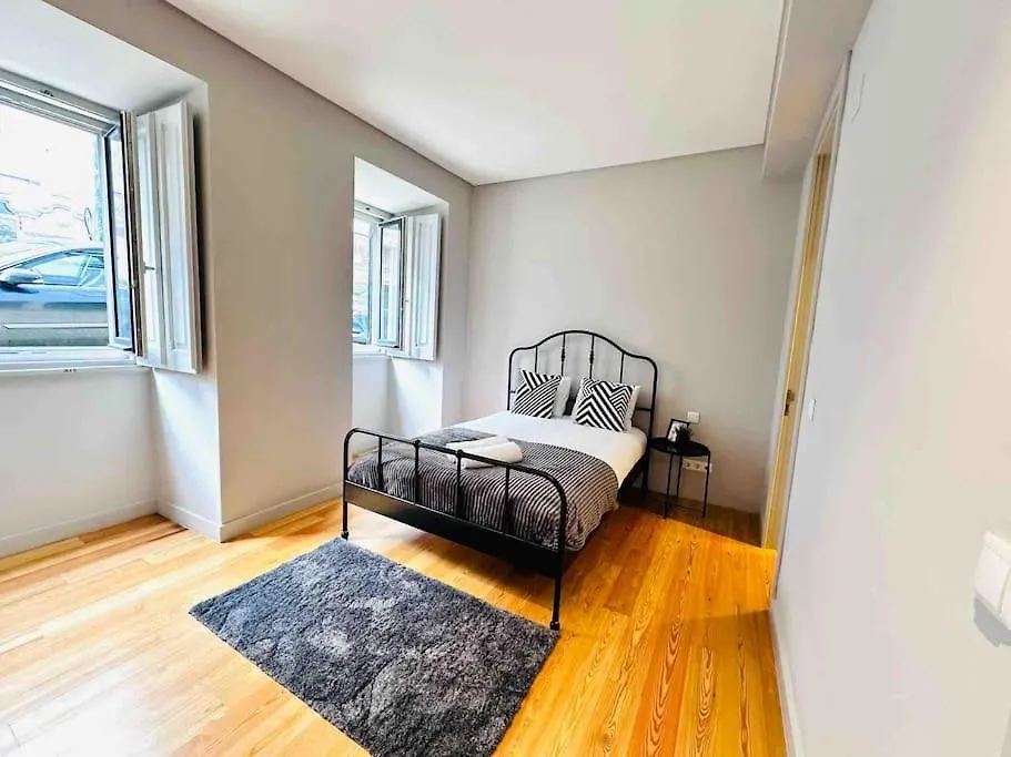 Lisbon Marques De Pombal Top Flat Great Locations City Center B 0*,  Πορτογαλία